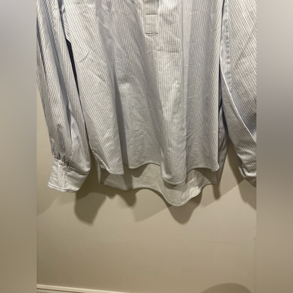 Like new- COS - half button up blouse - Size 8 - Picture 6 of 11